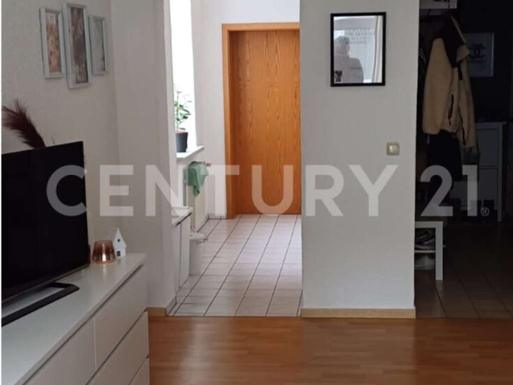 Immobilie in Crimmitschau - Voll vermietetes Mehrfamilienhaus = 6 Eigentumswohnungen - Bild 3