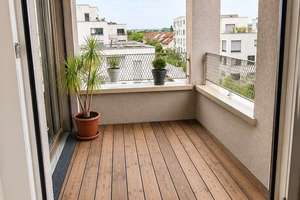 Schicke Zweizimmer-Wohnung mit Loggia