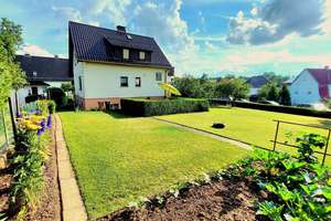 ***HerzensRaum*** 
Romantisches Haus trifft 
vielseitige Möglichkeiten.
Provisionsfrei für Kaufen – Die vollständige Adresse der Immobilie erhältst du vom Anbieter., 35638 Leun – Vorschaubild 11