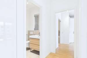 Exklusive 3-Zimmer-Wohnung mit Südwest-Balkon und Blick in den parkähnlichen Innenhof – Die vollständige Adresse der Immobilie erhältst du vom Anbieter., 80634 Neuhausen, München – Vorschaubild 7