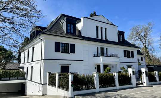 Außergewöhnliches Luxus-Penthouse mit See- und Bergsicht–wo Exklusivität auf zeitlose Eleganz trifft
