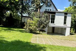 Geräumiges, renoviertes Einfamilienhaus in Zschertnitz mit beheizter Doppelgarage