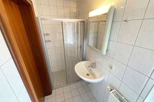 Gepflegtes Einfamilienhaus mit 4 Zimmern und Doppelgarage in Almdorf – Die vollständige Adresse der Immobilie erhältst du vom Anbieter., 25821 Almdorf – Vorschaubild 12