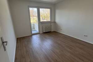 Modernisierte 2-Zimmer-Wohnung im Erstbezug – Unter den Ulmen 126, 47137 Untermeiderich, Duisburg – Vorschaubild 2