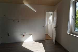 Ansprechende 4-Zimmer-Wohnung mit Balkon in Nürnberg Johannis neu renoviert – Kirschgartenstraße 81, 90419 Nürnberg – Vorschaubild 8