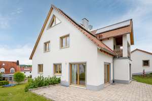 AIGNER - Großzügiges Einfamilienhaus mit sonnigem Grundstück und gehobener Innenausstattung – Die vollständige Adresse der Immobilie erhältst du vom Anbieter., 85238 Petershausen – Vorschaubild 2