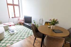 Vermietete Eigentumswohnung als attraktive Investmentchance |Balkon|Fußbodenheizung|Bad mit Wanne – Kirchhofstrasse 8, 39112 Sudenburg, Magdeburg – Vorschaubild 3