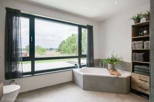 Elten: Moderne Traumvilla mit freiem Blick am Ortsrand von Elten – Die vollständige Adresse der Immobilie erhältst du vom Anbieter., 46446 Emmerich am Rhein – Vorschaubild 32