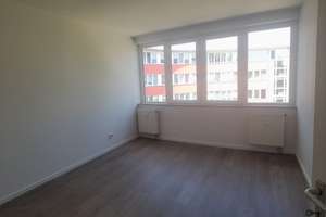 Schöne 2Zimmer-Wohnung mit sonnigem Balkon – 1.Monat mietfrei! – Tuchschererweg 3, 14943 Luckenwalde – Vorschaubild 3