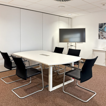 Privater Büroraum für 4 Person in Regus Königstraße