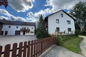 Idyllische Hofstelle am Kollbach – großzügiges Anwesen im Herzen von Malgersdorf – Die vollständige Adresse der Immobilie erhältst du vom Anbieter., 84333 Malgersdorf – Vorschaubild 3