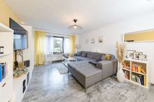 Wohnen mit Wohlfühlcharakter: Charmante 2-Zimmer-Eigentumswohnung mit TG-Stellplatz – Die vollständige Adresse der Immobilie erhältst du vom Anbieter., 75175 Südoststadt, Pforzheim – Vorschaubild 3