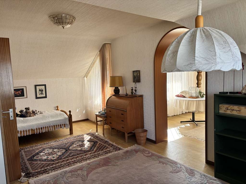 Immobilie in Schlat - Gepflegtes Einfamilienhaus mit 7 Zimmern in Schlat - Bild 3