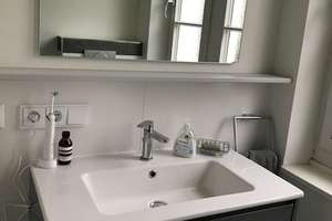 Charmante, möblierte 3-Raum-Wohnung mit Balkon und Garten in München-Schwabing – Moltkestraße 3, 80803 Münchner Freiheit, München – Vorschaubild 17
