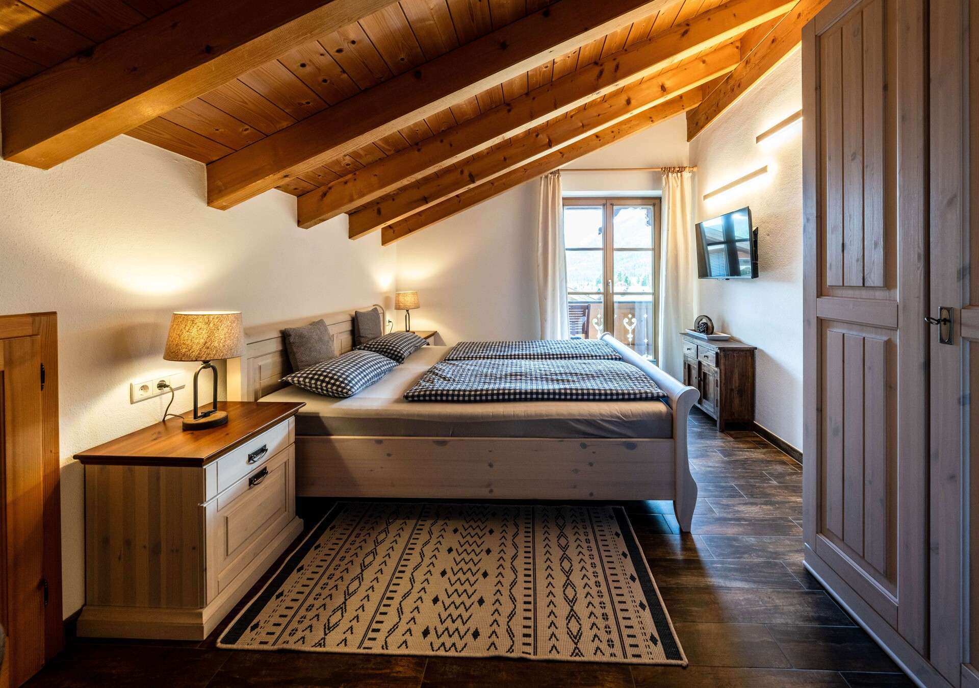 Immobilie in Wallgau - Doppelhaushälfte mit 3 Wohneinheiten in Wallgau - Bild 16