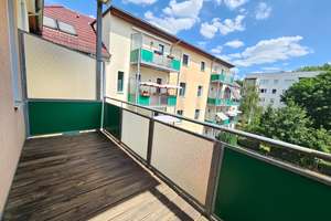 MD-Stadtfeld-Ost: 4-Zimmer-Wohnung mit Balkon