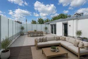 Großzügig Wohnen | 124 m² Dachterrasse mit Blick auf ein Münchner Wahrzeichen