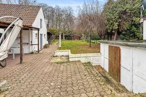 Charmante Doppelhaushälfte mit idyllischem Garten in Duisburg-Hochemmerich sucht neue Eigentümer – Die vollständige Adresse der Immobilie erhältst du vom Anbieter., 47226 Hochemmerich, Duisburg – Vorschaubild 17