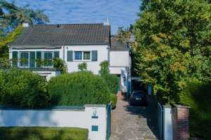 Repräsentative Villa mit großzügigem Garten und Pool ! Gelegen in ruhiger Lage von Alt-Meererbusch  – Die vollständige Adresse der Immobilie erhältst du vom Anbieter., 40667 Meerbusch – Vorschaubild 6