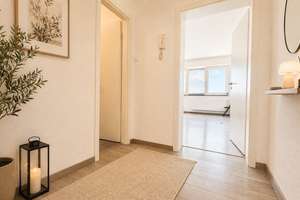 Renovierte 2-Zimmer-Wohnung mit Fernsicht in Hannover-Döhren (Erbpacht) – 30519 Döhren, Hannover – Vorschaubild 3