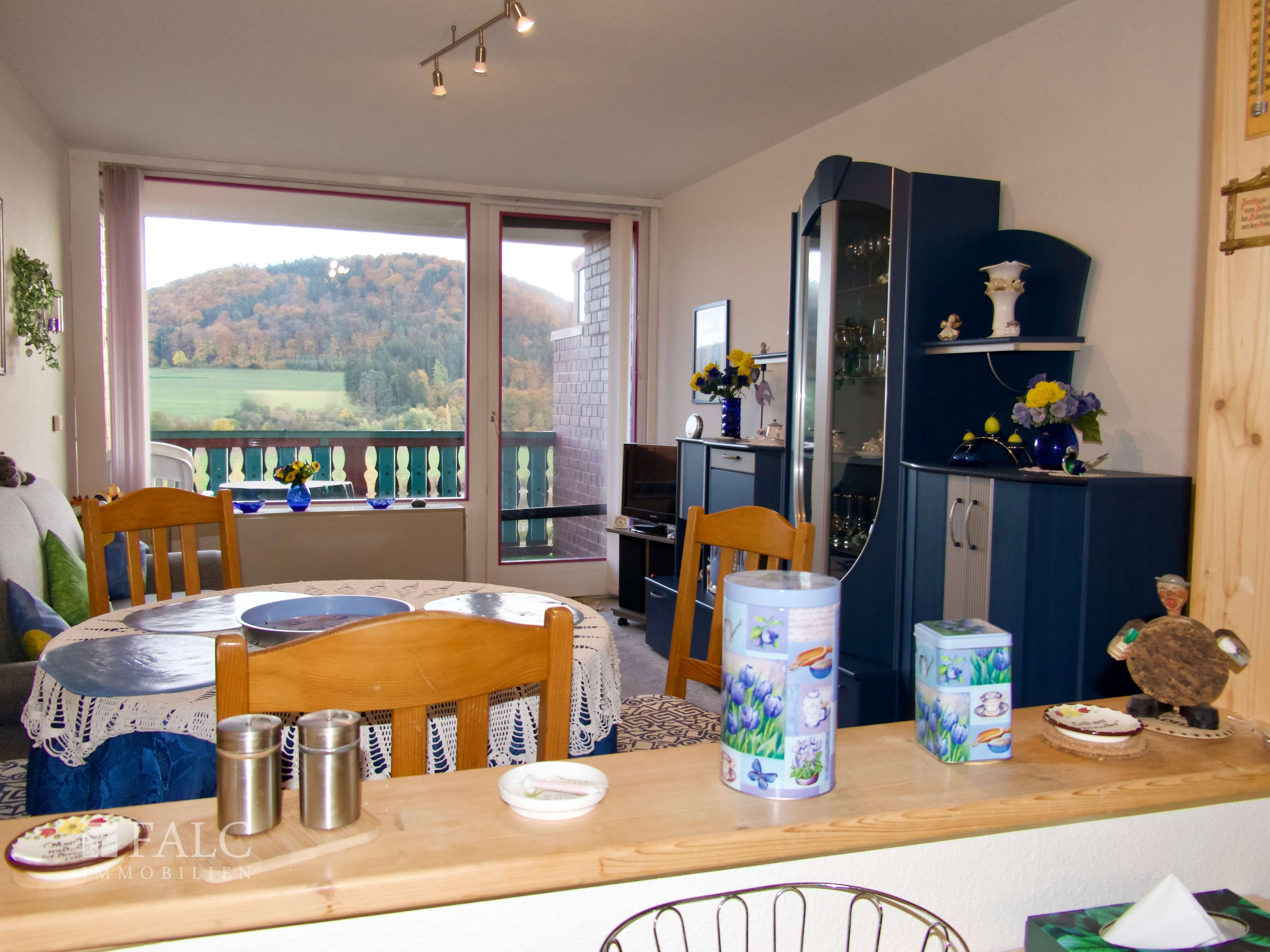 Immobilie in Riedenburg - Einfach Mehr: Gepflegte Nichtraucher-2-Zimmer-Wohnung, möbiliert, Aufzug, Süd-Loggia-Balkon. TG. - Bild 7