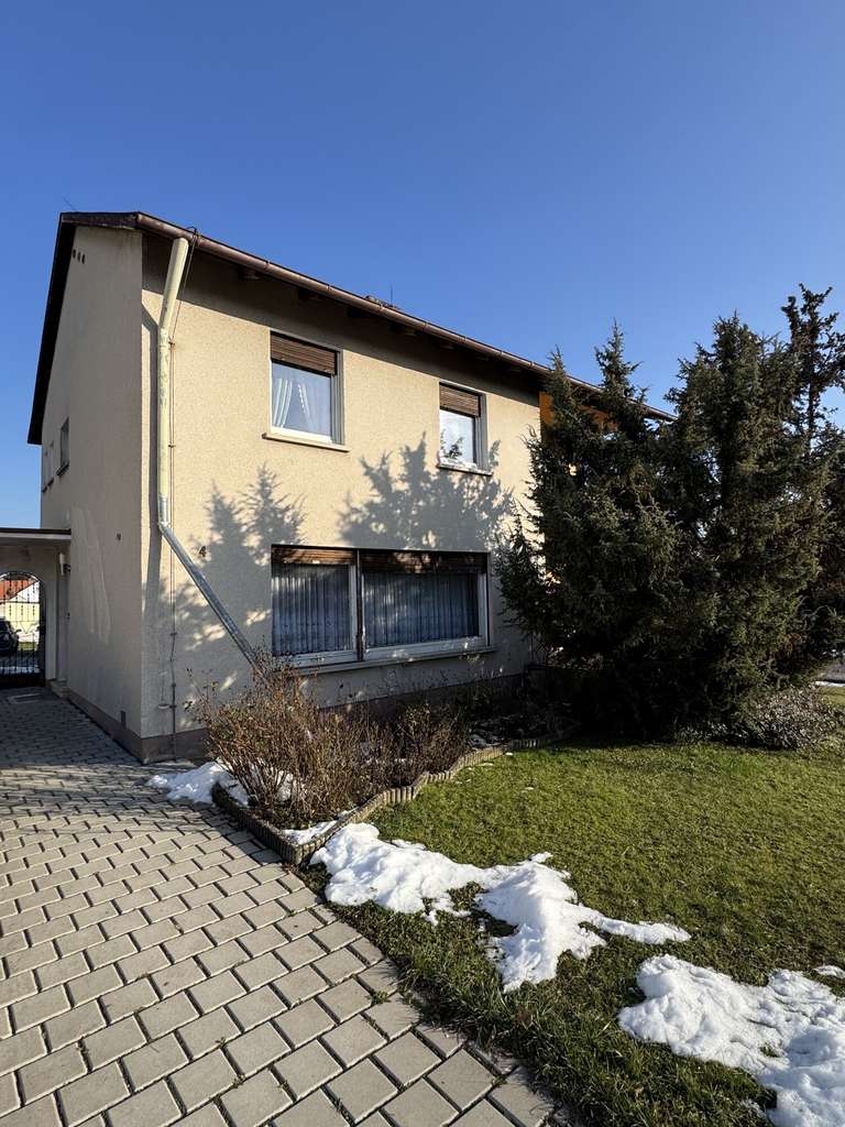 Immobilie in Bad Neustadt an der Saale - Traumlage mit Potenzial in der westlichen Aussenstadt - Bild 2