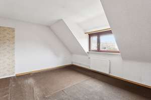 Ruhig gelegenes Reihenhaus mit guter Raumaufteilung und Ausbaupotential – Die vollständige Adresse der Immobilie erhältst du vom Anbieter., 28259 Kirchhuchting, Bremen – Vorschaubild 11