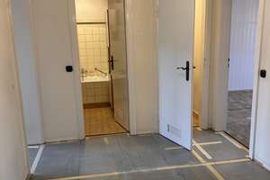 ruhig gelegene 4-Zimmer-Wohnung mit Balkon – Schönbachstrasse 12, 86154 Oberhausen-Nord, Augsburg – Vorschaubild 5