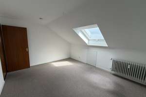 Hübsche 3 Zi- DG Wohnung mit EBK, Balkon und Einzelgarage in Leutenbach – Die vollständige Adresse der Immobilie erhältst du vom Anbieter., 71397 Leutenbach – Vorschaubild 10