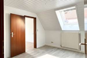 Frisch renoviert: Schöne 3 Zi-DG-Whg.  (ca. 56 m²)  in ruhiger Lage der Neckarvorstadt – Die vollständige Adresse der Immobilie erhältst du vom Anbieter., 70376 Neckarvorstadt, Stuttgart – Vorschaubild 7