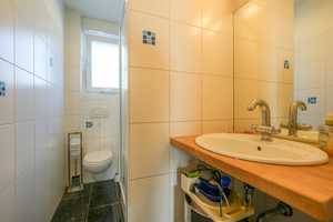 Exklusives Einfamilienhaus – 187 m² Wohnfläche, großer Garten, separate Kinderetage, viel Potenzial. – Mönchengladbach – Vorschaubild 3