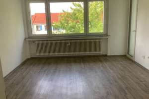 Schöne 4-Zimmer-Wohnung mit großem Balkon! – In der Dodesheide 138, 49088 Dodesheide, Osnabrück – Vorschaubild 3