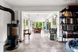 Gartenidylle hinter dem Haus: 2 Wohnungen, Dachterrasse, Hallen & eigener Teich – Die vollständige Adresse der Immobilie erhältst du vom Anbieter., 28717 Lesum, Bremen – Vorschaubild 4