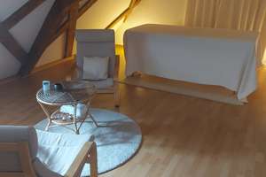 Altstadt Regensburg, Bismarckplatz: Großzügige 2 1/2 Zimmer-Dachgeschoss Wohnung mit großer Galerie – Die vollständige Adresse der Immobilie erhältst du vom Anbieter., 93047 Innenstadt, Regensburg – Vorschaubild 7