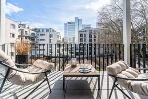 Kurzfristig bezugsfrei: Sonnige 4-Zimmer-Wohnung mit 2 Bädern und Südbalkon