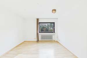 Repräsentatives Ein-/Zweifamilienhaus mit Einliegerwohnung und traumhaftem Ausblick – Die vollständige Adresse der Immobilie erhältst du vom Anbieter., 33014 Bad Driburg – Vorschaubild 35