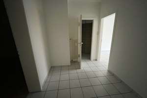 Etagenwohnung  mit 1,5 Zimmern in 41236 MG