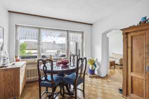 Großzügiges Haus mit vielseitigen Nutzungsmöglichkeiten und großem Garten in ruhiger Lage – Rosenheim (Kreis) – Vorschaubild 15