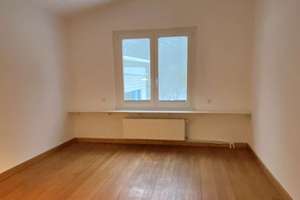 Wohnen im Grünen! Einfamilienhaus mit viel Platz in ruhiger Lage von Wohldorf-Ohlstedt – Die vollständige Adresse der Immobilie erhältst du vom Anbieter., 22397 Wohldorf-Ohlstedt, Hamburg – Vorschaubild 22