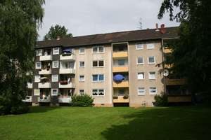 Möhlkamp 8, 2 R - Gut geschnittene 2-Zimmer-Wohnung mit Balkon! WBS erforderlich!