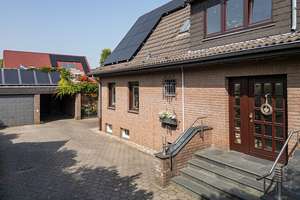 Wohnen mit Stil, Komfort und Gartenidylle – Ihr Zweifamilienhaus in begehrter Lage von KR-Uerdingen! – Die vollständige Adresse der Immobilie erhältst du vom Anbieter., 47829 Uerdingen, Krefeld – Vorschaubild 26