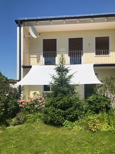 Saniertes Reihenendhaus mit zwei großen Gärten und einer Anbaugenehmigung auf 250 m² Wohnfläche