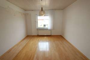 + Holzbüttgen + Reihenendhaus + Bj. 1970 + ca. 104 m² Wohnfläche + ca. 249 m² Grundstück + Garage + – Die vollständige Adresse der Immobilie erhältst du vom Anbieter., 41564 Kaarst – Vorschaubild 9