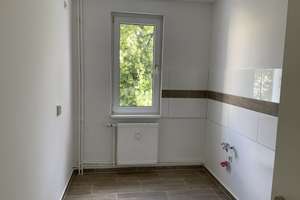 Stadtfeld Ost-  3 Raum-Wohnung mit Balkon – Olvenstedter Str. 55, 39108 Stadtfeld Ost, Magdeburg – Vorschaubild 3