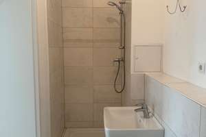 Frisch Sanierte 1- Zimmerwohnung nahe Bergmannkiez zu vermieten – Mehringdamm 51, 10961 Kreuzberg, Berlin – Vorschaubild 4