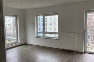 Großzügige helle 2-Zimmer-Wohnung mit Balkon und Terrasse