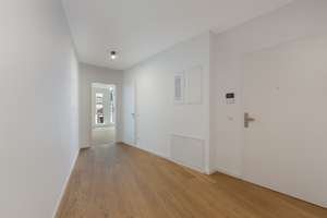 Erstbezug - Ihre Oase mitten in der Benrather Fußgängerzone – 40597 Benrath, Düsseldorf – Vorschaubild 3