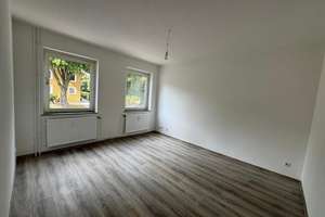 Top saniert und lichtdurchflutet: 3-Zimmer-Wohnung im Stadtkern – Am Moorgraben 1a, 38226 Lebenstedt, Salzgitter – Vorschaubild 1