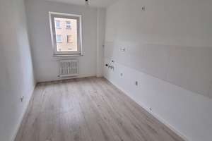 2 Zimmer mit Balkönchen frisch renoviert am Hafen – 44147 Hafen, Dortmund – Vorschaubild 4