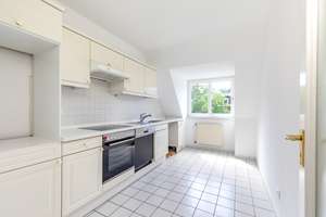 Freie 3-Zimmer-Wohnung über zwei Ebenen mit Südbalkon – Wolferskamp 25, 22559 Rissen, Hamburg – Vorschaubild 6